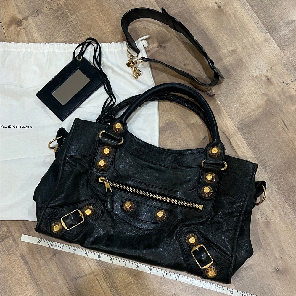 ✨✨✨Balenciaga Classic City Arena Lambskin✨✨✨